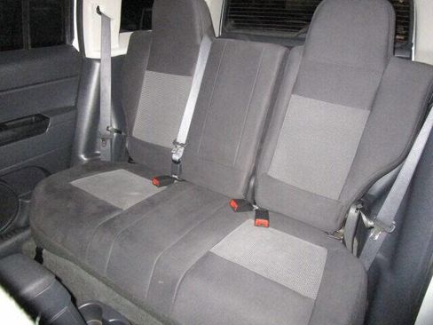 Used 2016 Jeep Patriot Latitude image 27