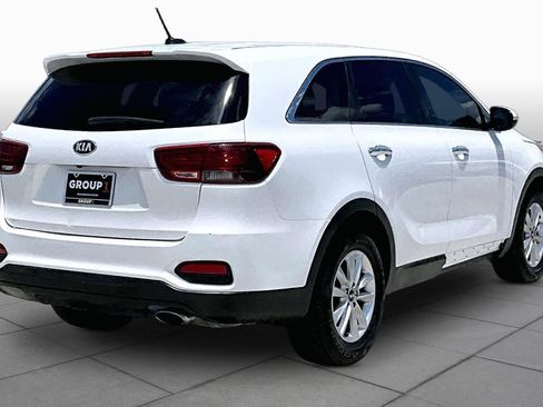 Used 2019 Kia Sorento FWD V6 image 12