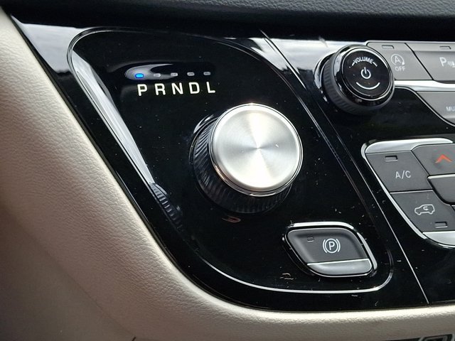 Certified 2023 Chrysler Pacifica Touring-L FWD image 19