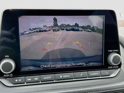 Used 2023 Nissan Rogue SV w/ SV Premium B Package FWD image 33