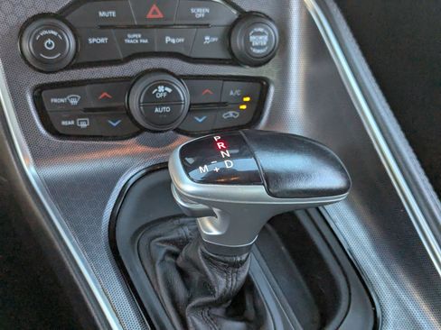 Used 2017 Dodge Challenger GT w/ Technology Group image 21