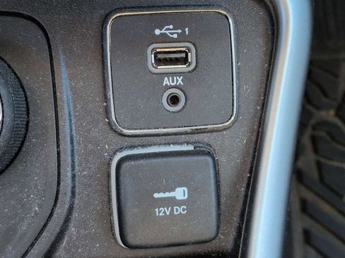 Used 2019 Jeep Compass Latitude w/ Popular Equipment Group image 30