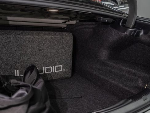 Used 2025 BMW M5 w/ Carbon Package image 37