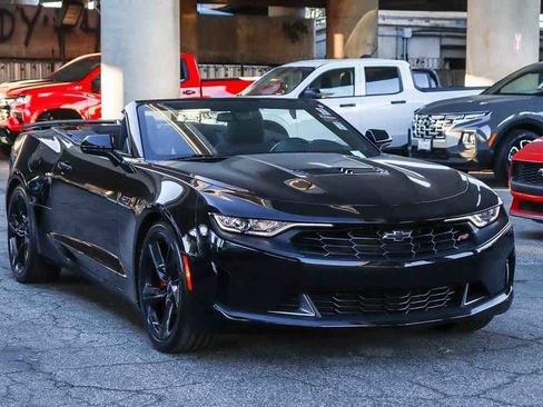 Used 2023 Chevrolet Camaro LT w/ RS Package RWD image 9