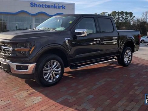 Used 2024 Ford F150 XLT w/ Equipment Group 303A High image 6