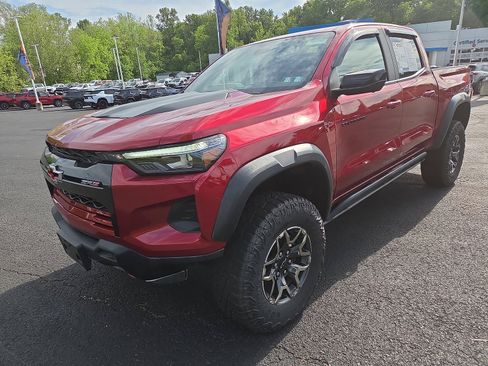 Used 2023 Chevrolet Colorado ZR2 w/ ZR2 Convenience Package III AWD/4WD image 7
