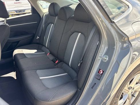 Used 2021 Hyundai Sonata SE FWD image 12