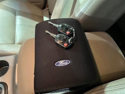 Used 2008 Ford Edge Limited image 43