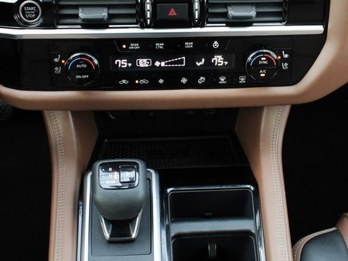 Certified 2023 Nissan Pathfinder Platinum image 39