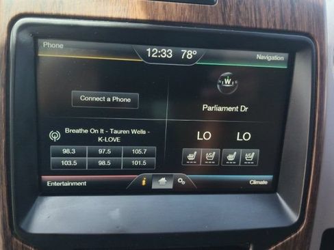 Used 2014 Ford F150 Lariat w/ Equipment Group 502A Luxury AWD/4WD image 15