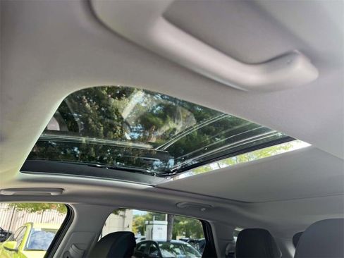 Used 2023 Kia Sportage SX Prestige image 21