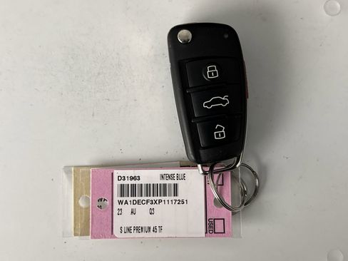 Used 2023 Audi Q3 2.0T Premium image 10