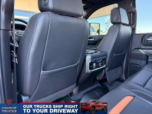 Used 2021 GMC Sierra 1500 AT4 w/ Technology Package image 23