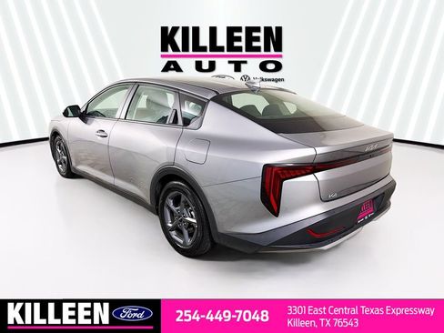 Used 2025 Kia K4 FWD image 7