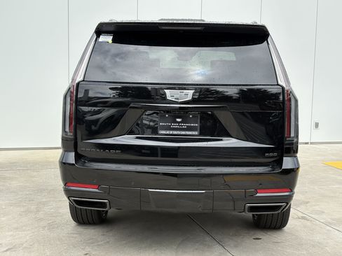 New 2026 Cadillac Escalade Platinum Sport w/ LPO, ONYX Package AWD/4WD image 8
