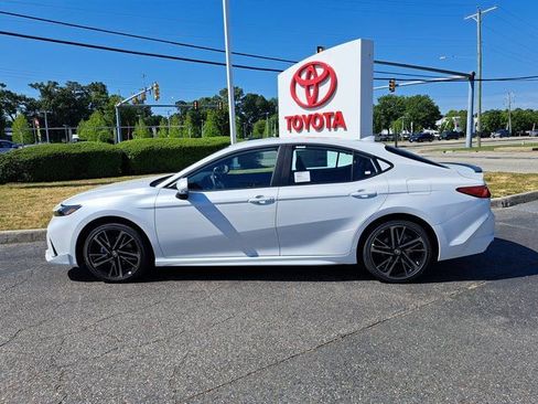 New 2026 Toyota Camry XSE FWD image 9