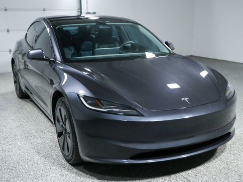Used 2025 Tesla Model 3 Long Range RWD image 5