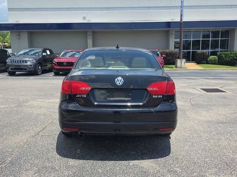 Used 2012 Volkswagen Jetta SE FWD image 5