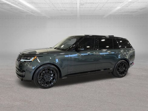 Used 2026 Land Rover Range Rover Long Wheelbase SE AWD/4WD image 4