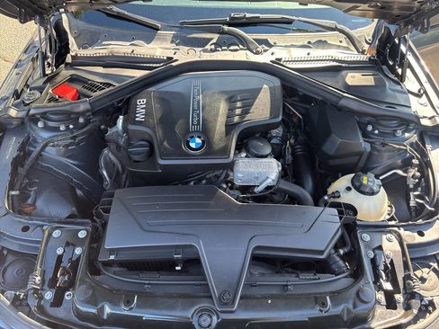 Used 2016 BMW 320i xDrive Sedan image 25