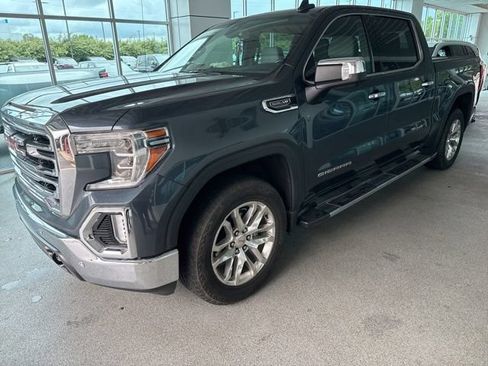 Used 2021 GMC Sierra 1500 SLT w/ SLT Premium Plus Package AWD/4WD image 3