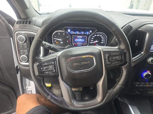 Used 2020 GMC Sierra 3500 Denali w/ Denali Ultimate Package AWD/4WD image 8