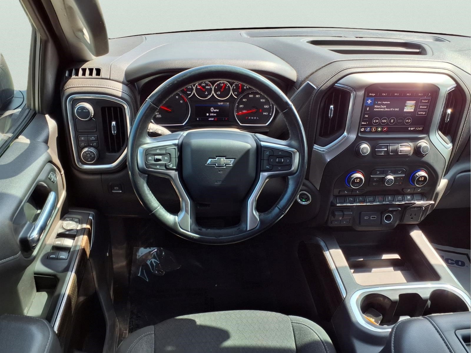 Used 2020 Chevrolet Silverado 1500 RST w/ All-Star Edition RWD image 9