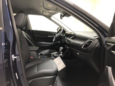 New 2026 Kia Seltos EX image 13