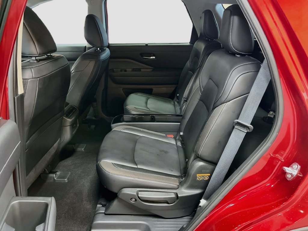 Used 2024 Nissan Pathfinder SL w/ SL Premium Package AWD/4WD image 36