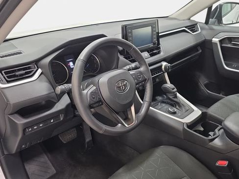 Certified 2021 Toyota RAV4 XLE w/ XLE Grade Weather Package AWD/4WD image 13