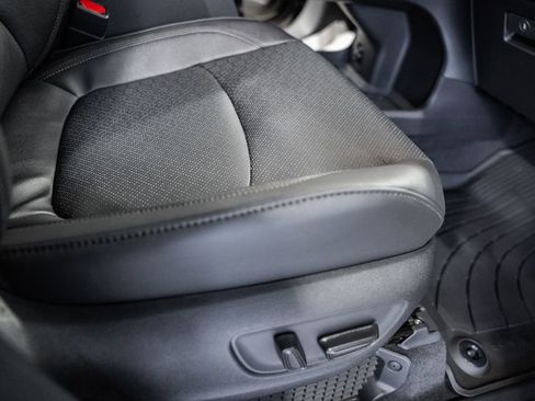 New 2026 Toyota Sienna Platinum image 40