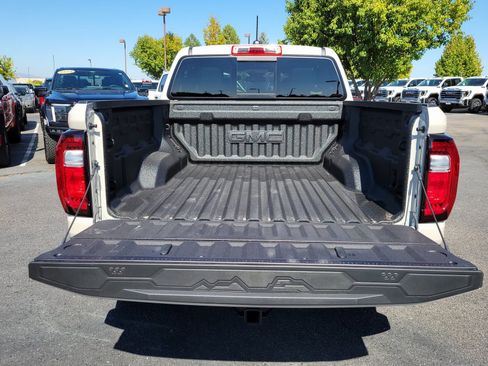 New 2026 GMC Canyon Elevation w/ Convenience Package image 11