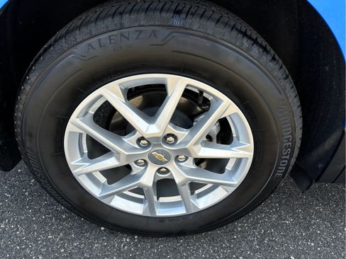Certified 2024 Chevrolet Equinox LT w/ LPO, Floor Liner Package AWD/4WD image 22