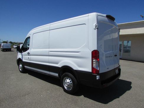 Used 2023 Ford Transit 250 Medium Roof AWD w/ Load Area Protection Package image 9