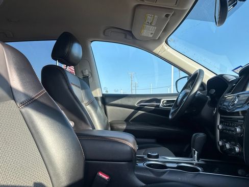 Used 2019 Nissan Pathfinder SV w/ Rock Creek Edition AWD/4WD image 21