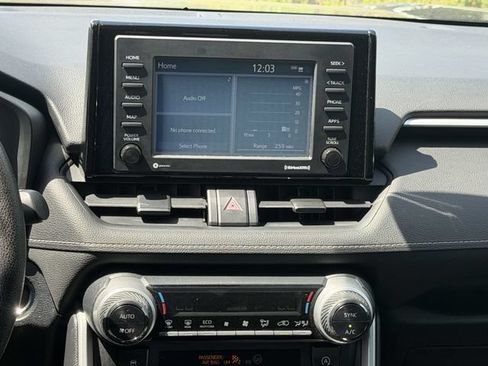 Used 2021 Toyota RAV4 XLE FWD image 15
