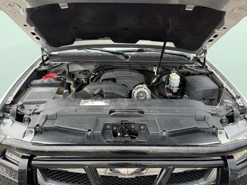 Used 2011 Chevrolet Tahoe LT image 15