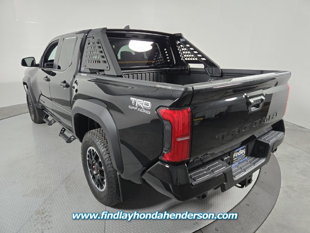 Used 2024 Toyota Tacoma TRD Off-Road AWD/4WD image 4