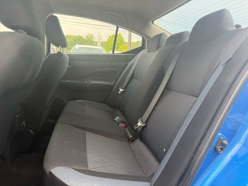 Used 2023 Nissan Versa SV FWD image 18