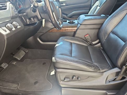 Used 2019 Chevrolet Tahoe LT AWD/4WD image 16