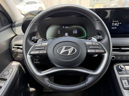 Used 2025 Hyundai Palisade SEL FWD image 15