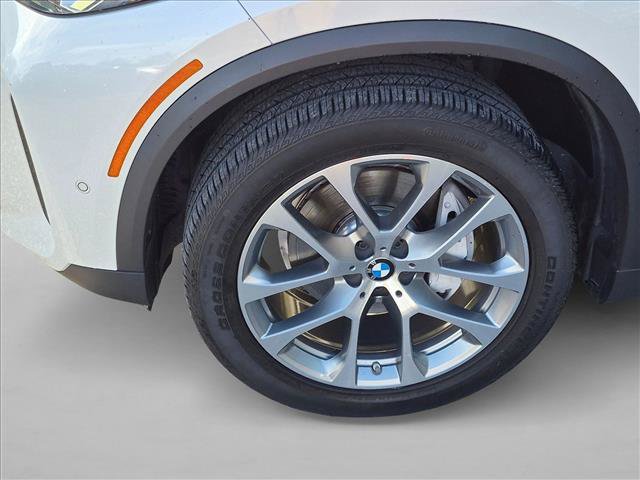 Certified 2025 BMW X5 sDrive40i w/ Premium Package RWD image 21