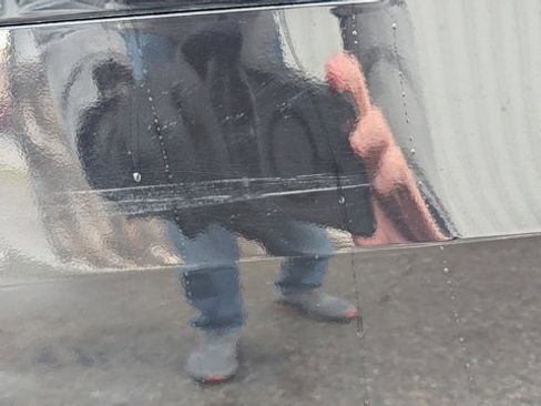 Used 2021 Ford Expedition Max Limited image 9