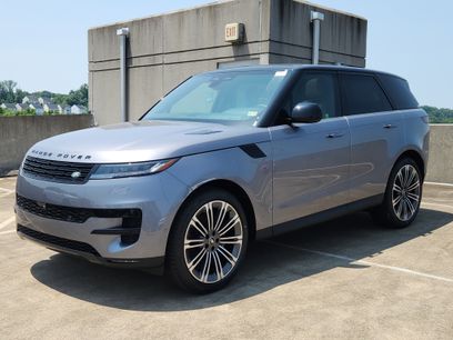 New 2025 Land Rover Range Rover Sport SE