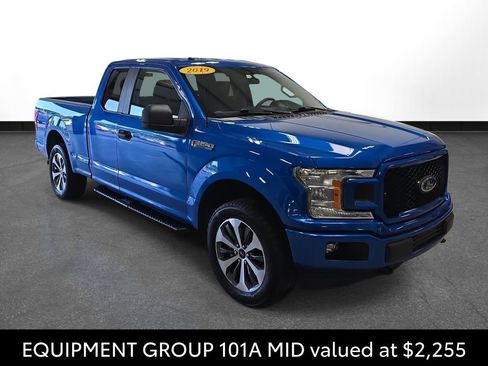 Used 2019 Ford F150 XL w/ Equipment Group 101A Mid AWD/4WD image 3