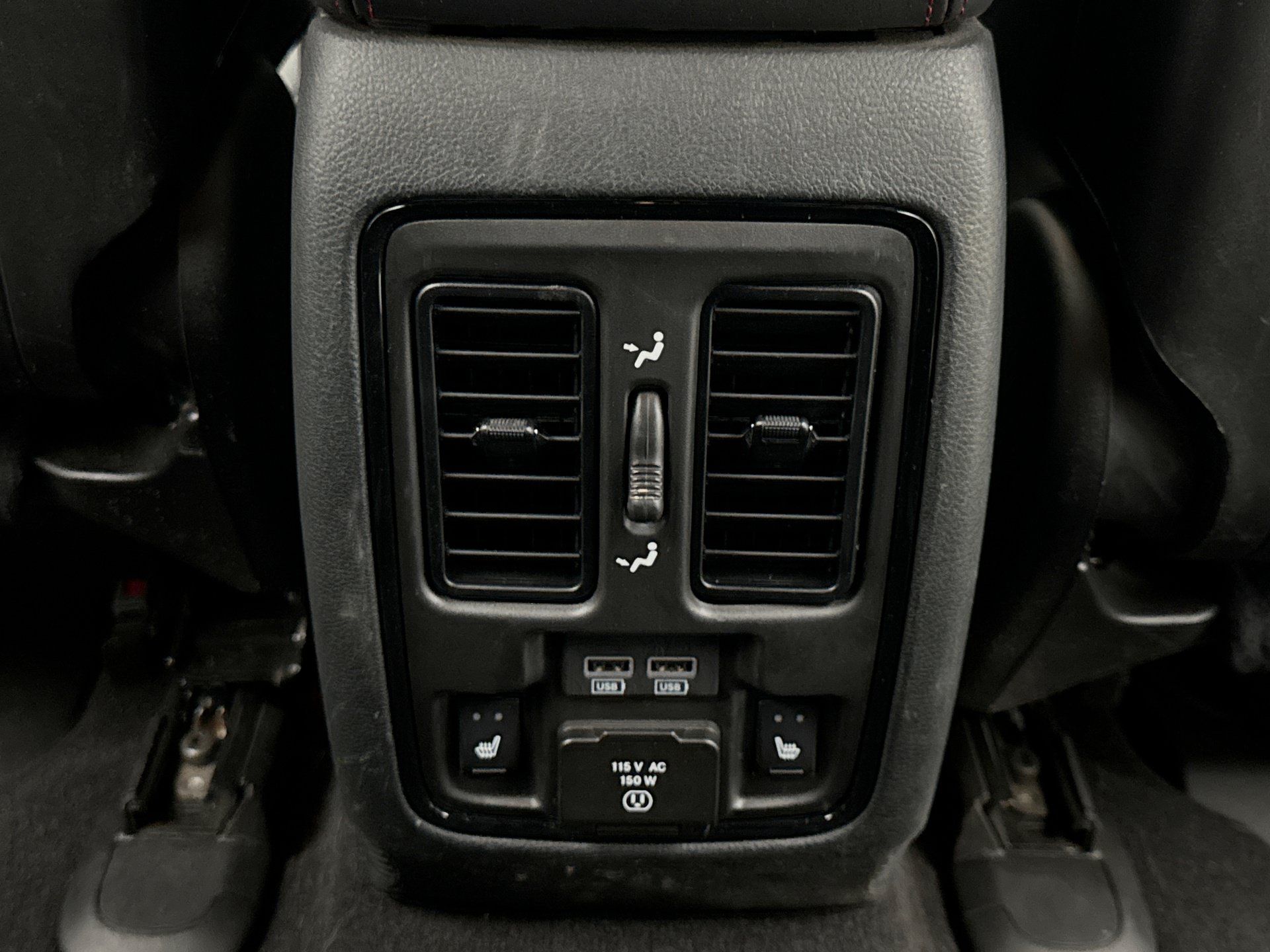 Used 2023 Dodge Durango R/T w/ Tow 'N Go Package AWD/4WD image 16