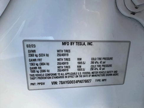 Used 2023 Tesla Model Y Long Range AWD/4WD image 42