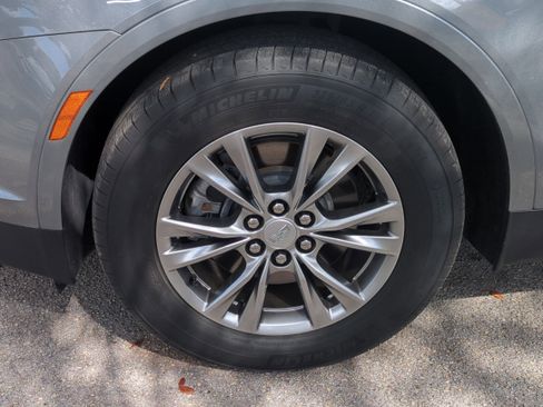 Used 2023 Cadillac XT5 Premium Luxury image 11