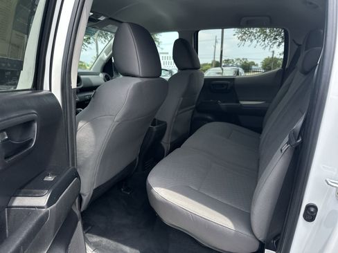 Used 2023 Toyota Tacoma SR AWD/4WD image 31