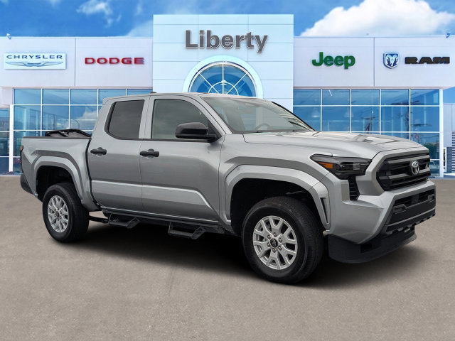 Used 2025 Toyota Tacoma SR RWD image 1